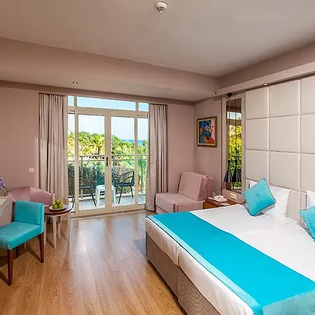 Bella & 5* Çolaklı