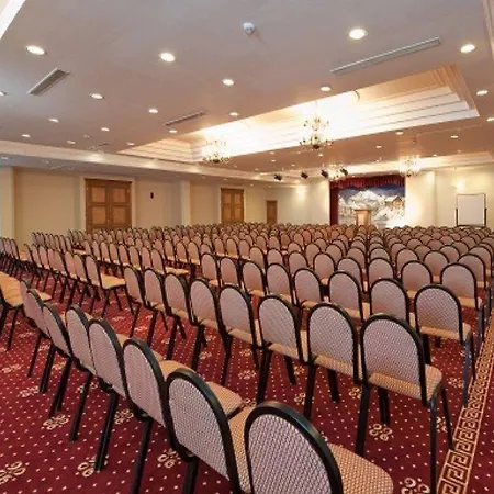 Otel Bella & 5*