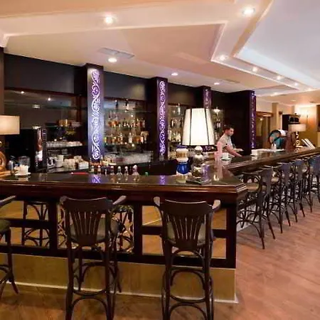 Bella & Otel 5*